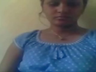 Indiane mallu aunty tregon veten në kamera - gspotcam.com